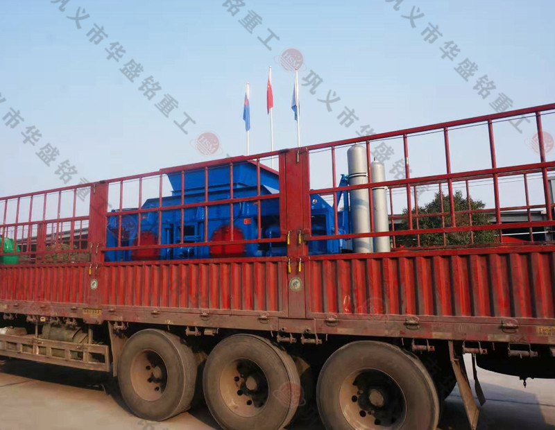 OD官方网页版液压对辊制砂机发往云南 